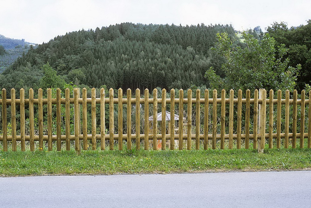 Senkrechtzaun 60 mm braun komplett