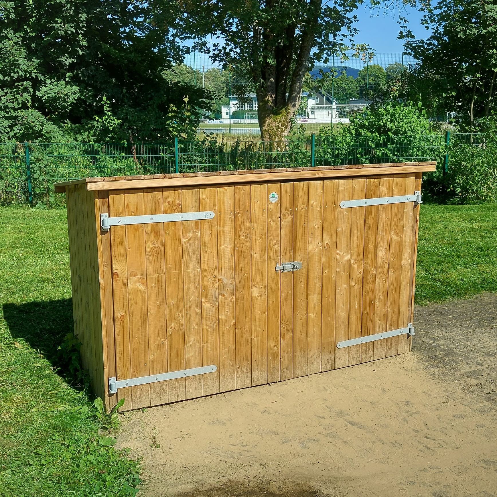 Schrank für Sandspielzeug