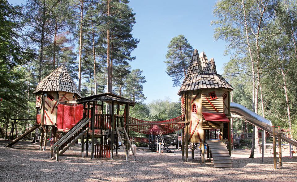 Spielgeräte und Freizeitanlagen