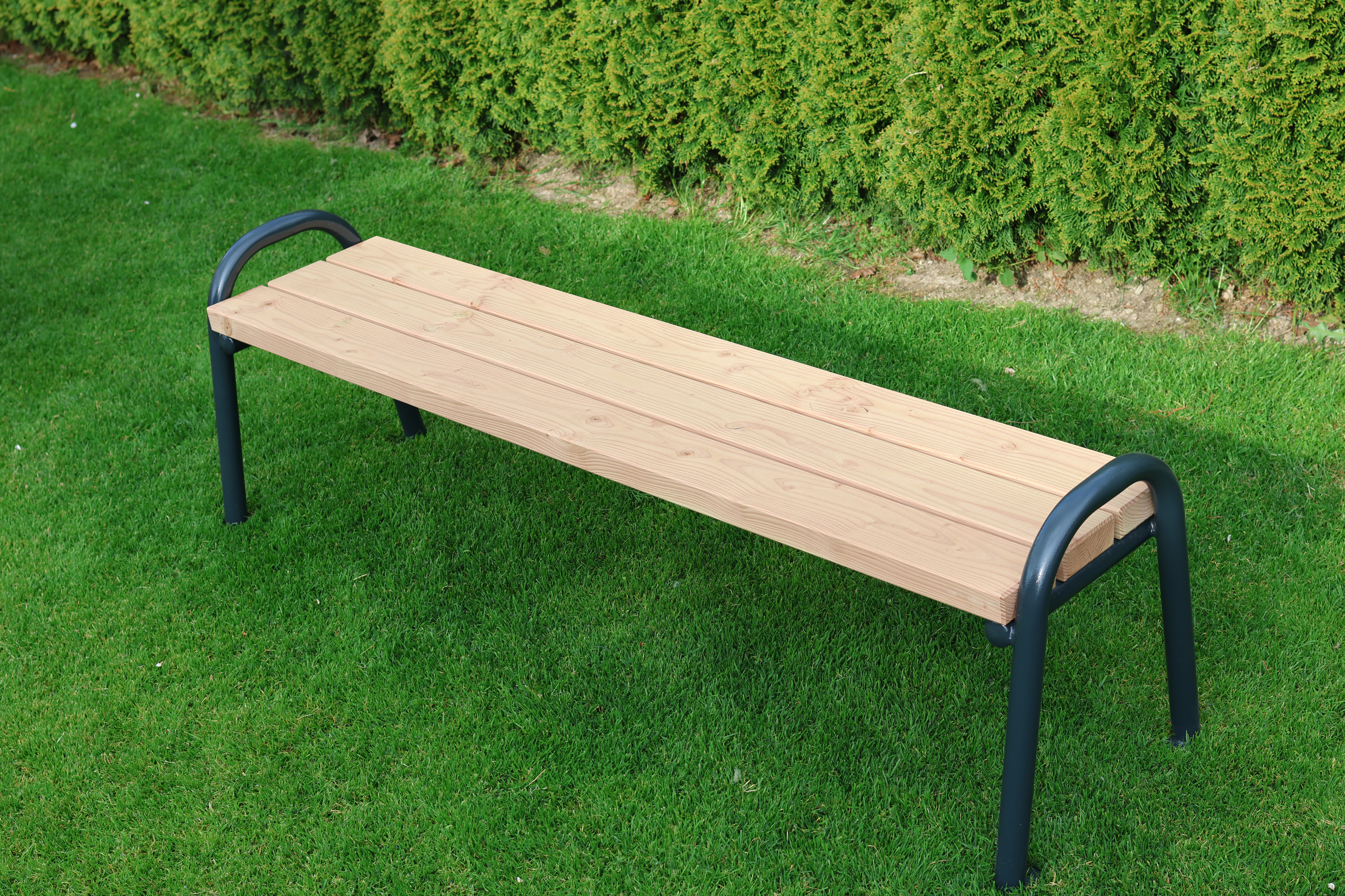 City Line Bank ohne Rückenlehne